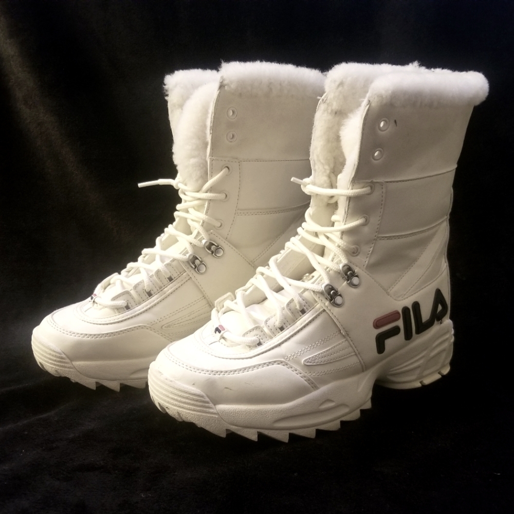Fila Women's Disruptor Shearling Boots Size 9.5